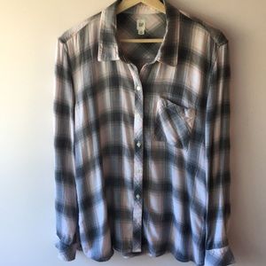 GAP Gray and Pink Plaid Button Down